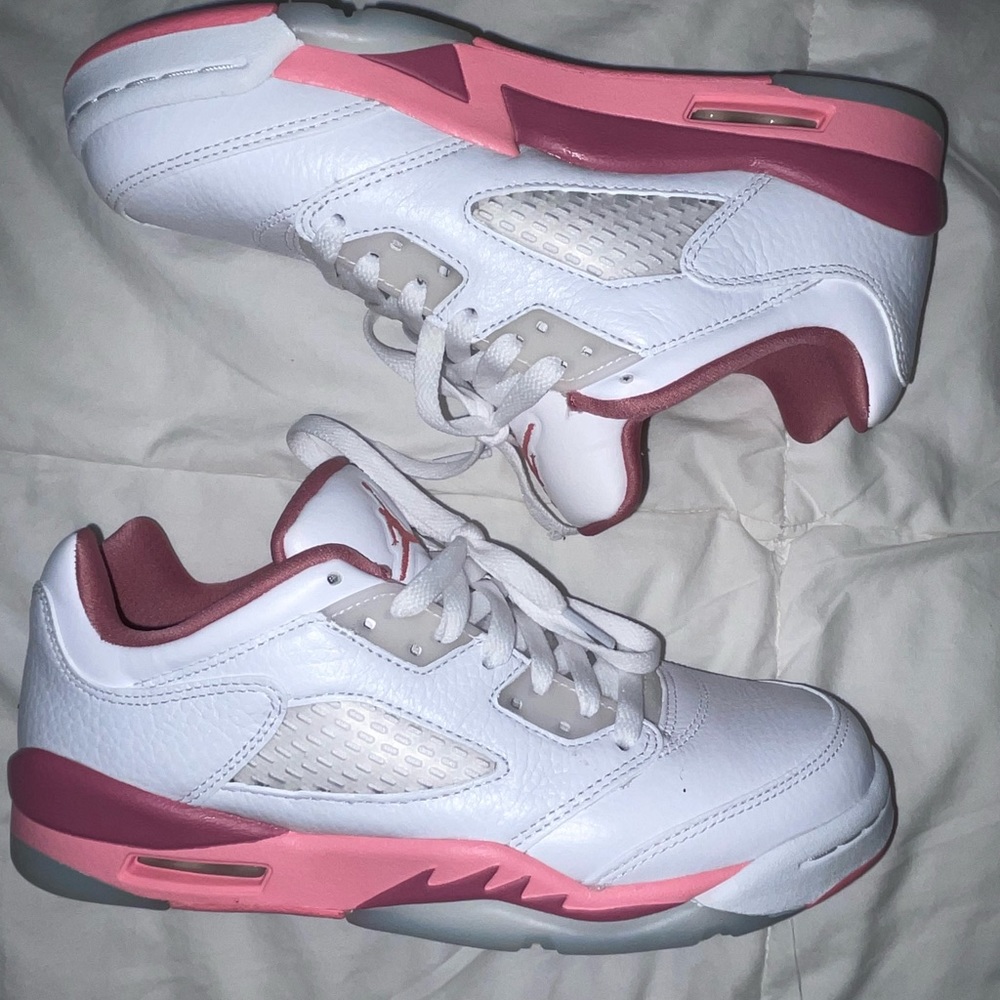 Air Jordan 5 retro Low,color desert berry